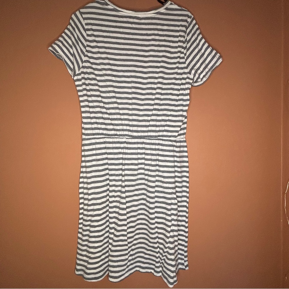 Old Navy Striped Gray and White Dress - Picture 2 of 4